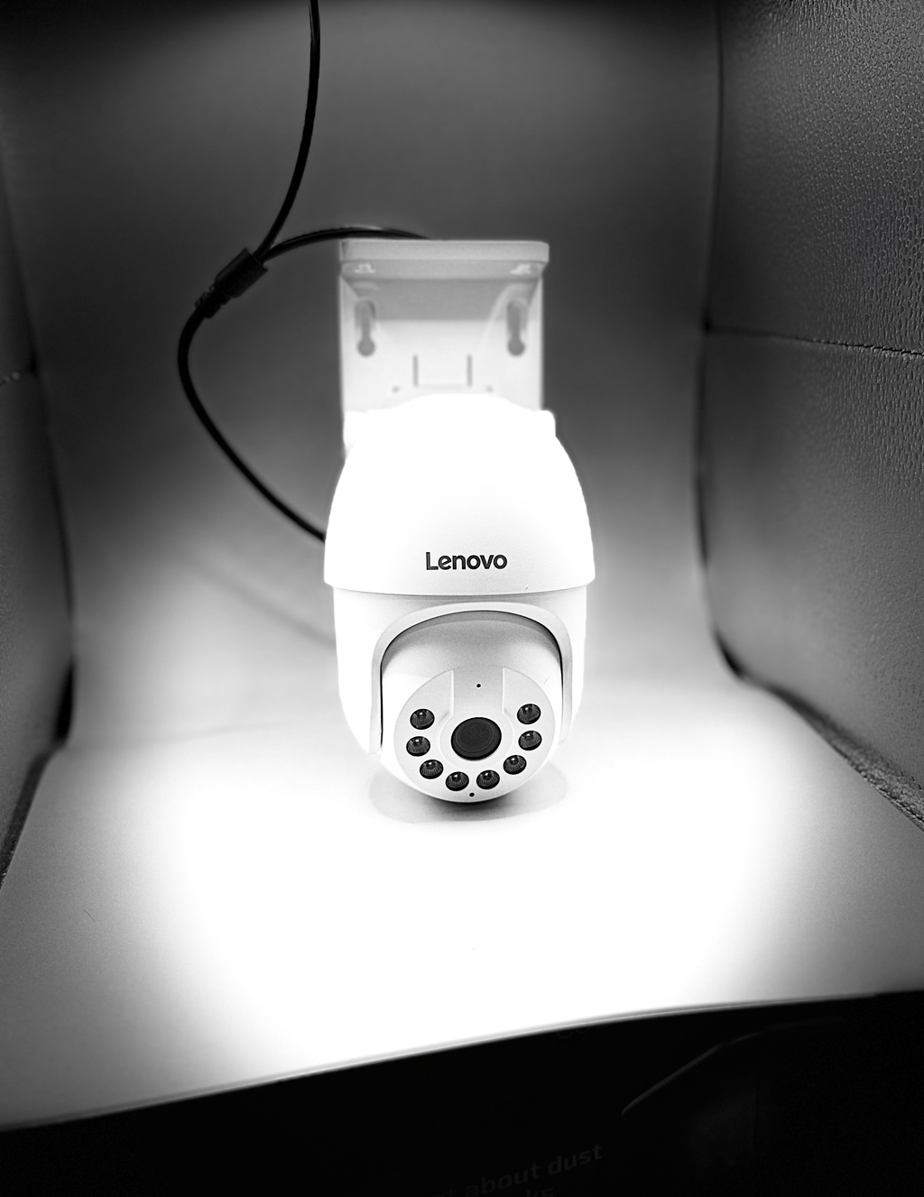 CasaLumo™ VisionGuard 5MP Smart Security Camera